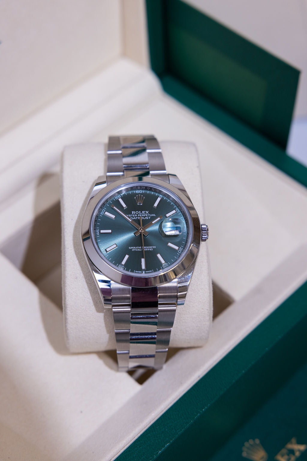 Rolex Datejust 41 126300 – Mint Green Dial